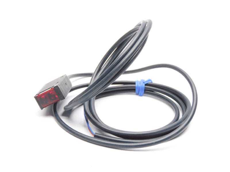 OMRON E3S-AT31-L 10-30VDC NSNP