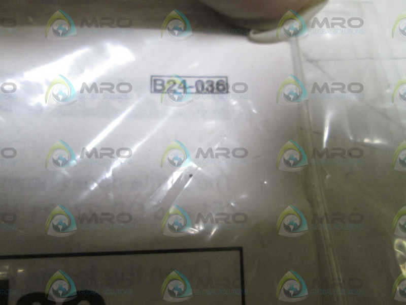 LOT OF 8 KEYENCE B24-036 NSNP IN BAG