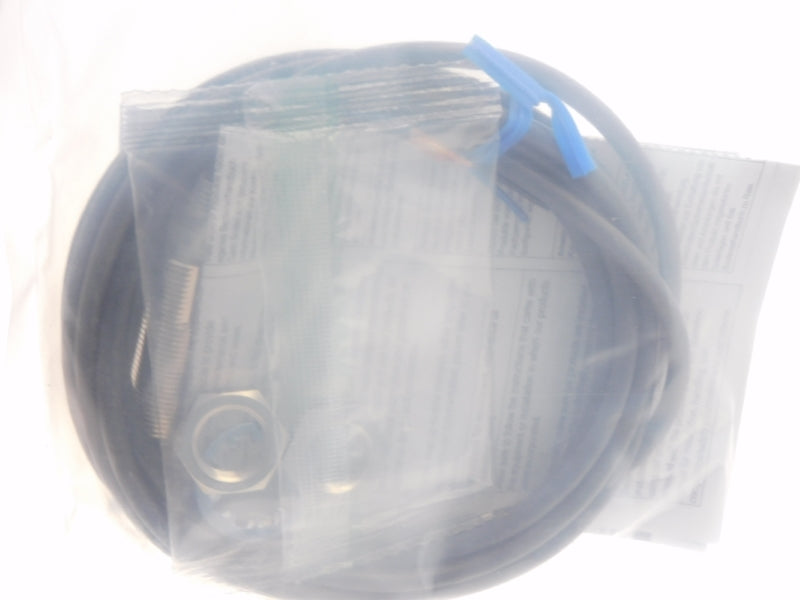 OMRON E2E-X2E1 12-24VDC 2M NSMP