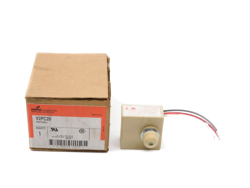 COOPER V2PC20 120V 3.3A NSMP