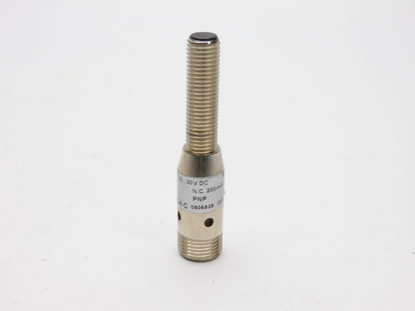 ALLEN BRADLEY 872C-D2CP8-D4 SER. C 10-30VDC NSNP