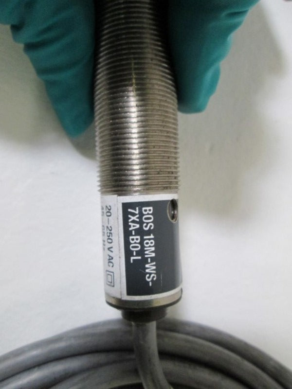 BALLUFF BOS 18M-WS-7XA-B0-L  UNMP