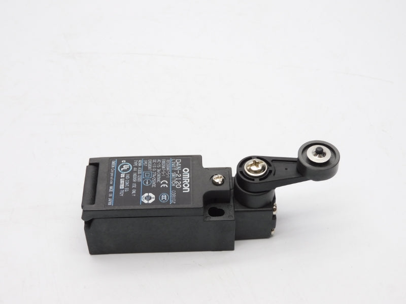 OMRON D4N-2120 240VAC 3A NSMP