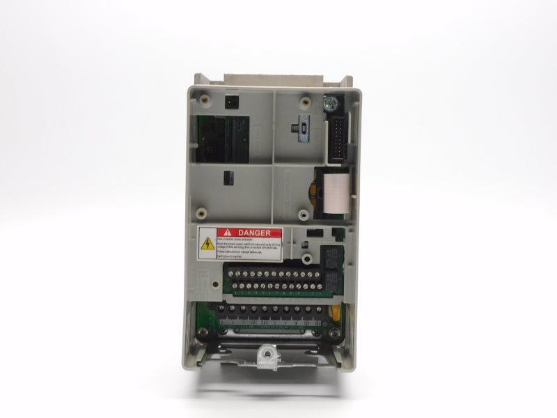 ALLEN BRADLEY 20AD2P1A0AYNNNNN SER. A 432-528VAC 2.5A F/W 2.006 NUPI