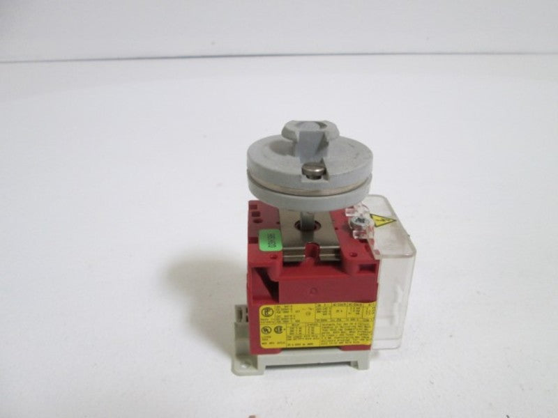 SWITCH 31008221 NSNP