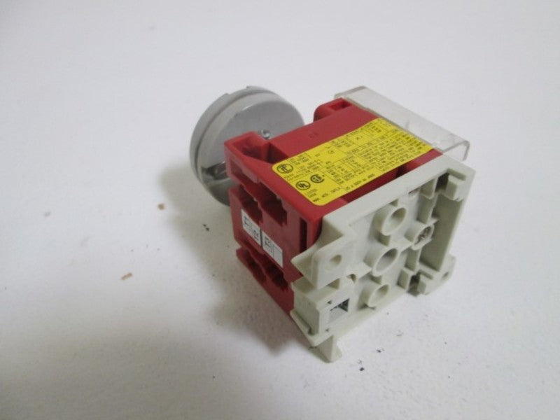 SWITCH 31008221 NSNP