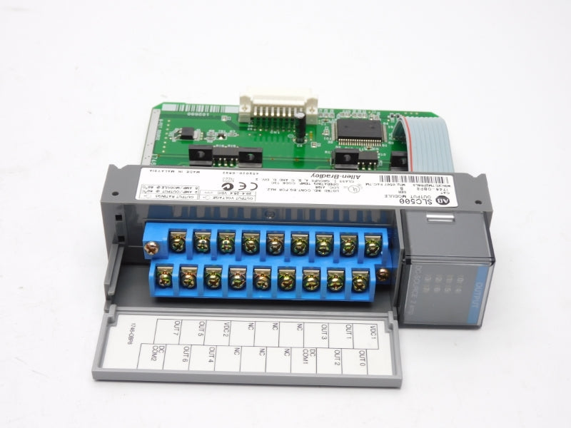 ALLEN BRADLEY 1746-OBP8 SER. B 20.4-26.4VDC 8A NSMP