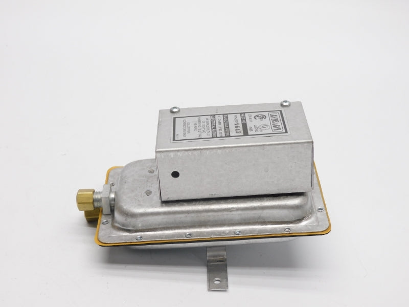 LANDIS&GYR 141-0574 277VAC 15A 1/2PSI NSMP
