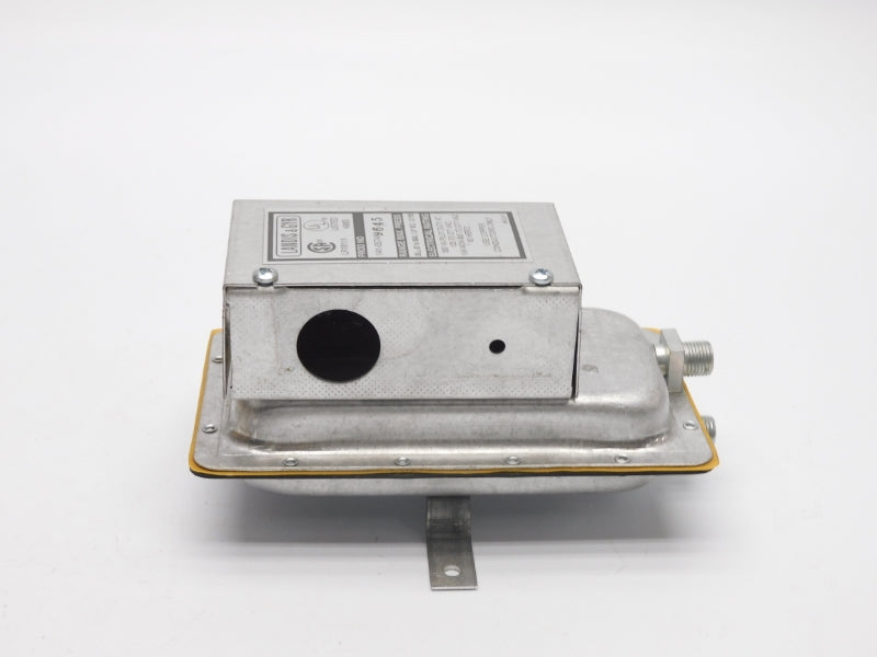 LANDIS&GYR 141-0574 277VAC 15A 1/2PSI (AS PICTURED) NSMP