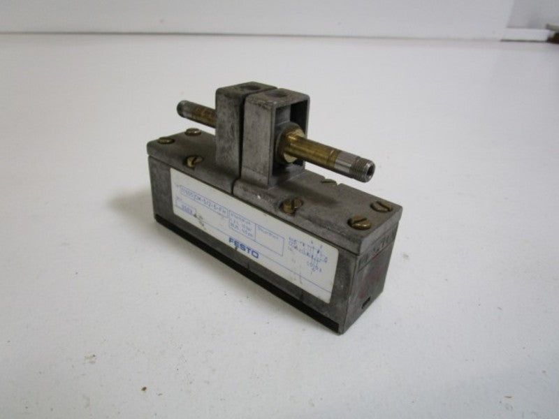 FESTO VALVE 11555 CM-5/2-6-FH (AS PICTURED) NSNP