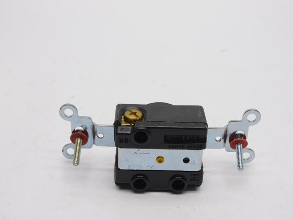 HUBBELL HBL7582 250V 15A NSMP