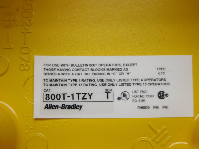 ALLEN BRADLEY 800T-1TZY SER. T (BR/WH) NSMP