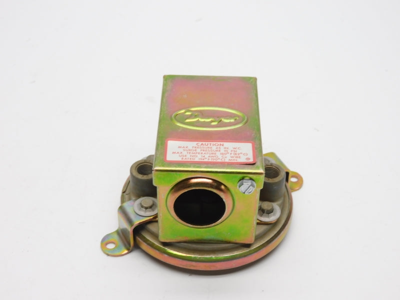 DWYER 1910-10 480VAC 15A 10PSI NSMP