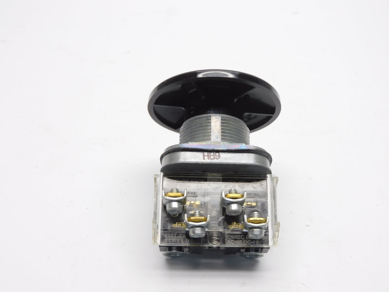 ALLEN BRADLEY 800T-D2JA SER. T (WH) NSMP