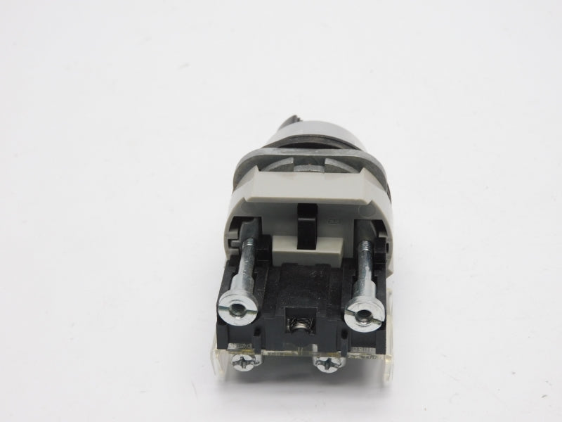 ALLEN BRADLEY 800T-H2 SER. T (AS IS) NSNP