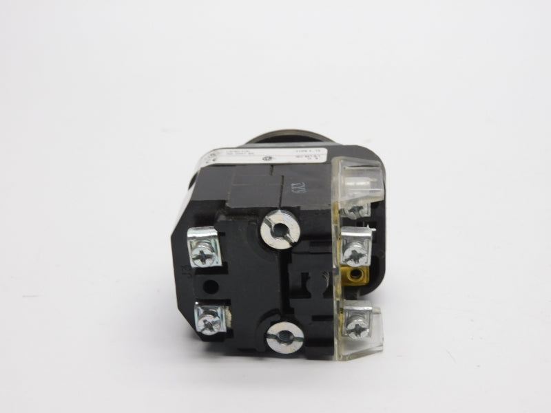 ALLEN BRADLEY 800T-PB16G SER. T 120V (NO BULB) UNMP