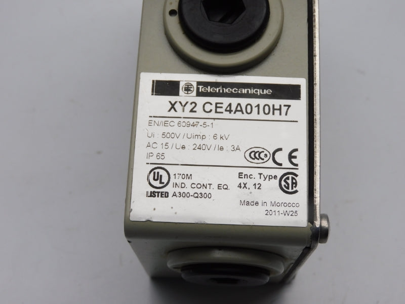 TELEMECANIQUE XY2CE4A010H7 500V 3A UNMP