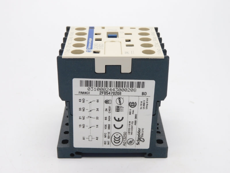 TELEMECANQUE CA3KN31BD3 24VDC 10A NSMP