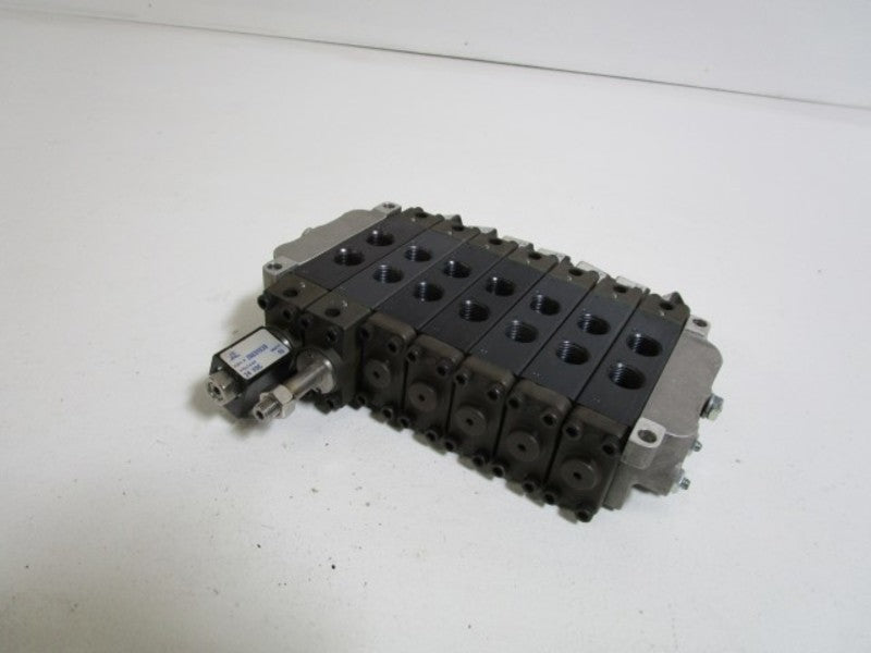 LOT OF 7 AUTOMATION PRODUCTS 375-02R-083-67 26E01039 UNMP