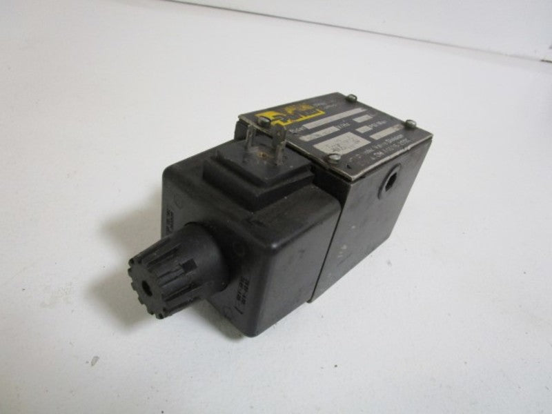 PARKER D3W4CNYW 110-120V 0.72-0.75A 3000PSI (AS PICTURED) NSNP
