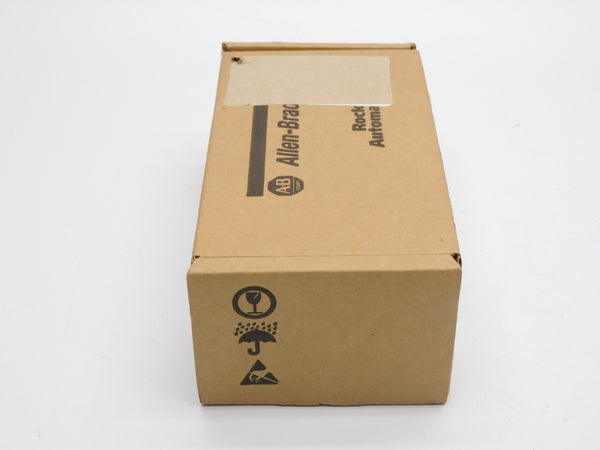 ALLEN BRADLEY 1769-L32E SER. B F/W 1.17 DATE: 2015 NSFS