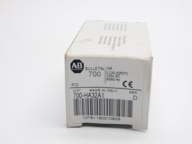 ALLEN BRADLEY 700-HA32A1 SER. D 120VAC 10A (WH) NSMP