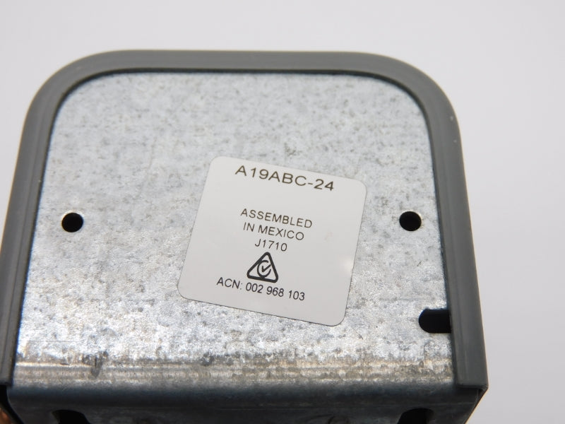 JOHNSON CONTROLS A19ABC-24 UNMP