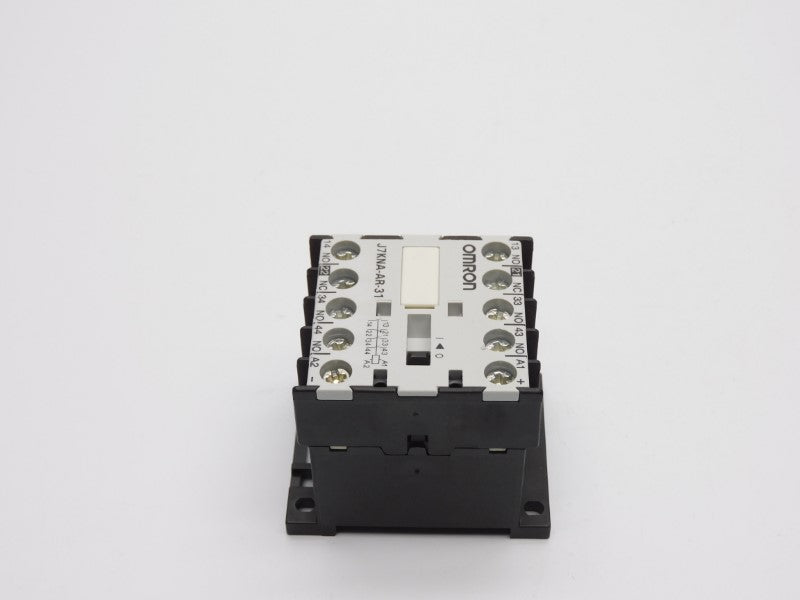 OMRON J7KNA-AR-31 120-125V NSNP