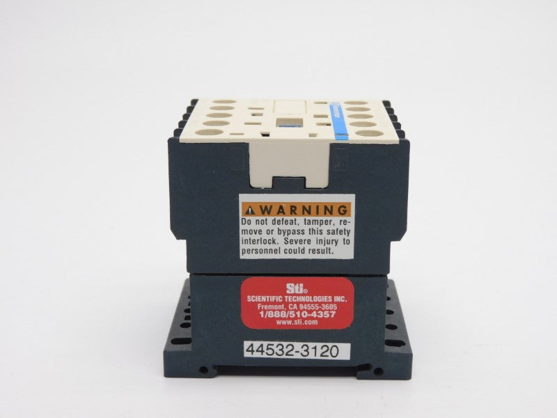 TELEMECANIQUE CA2KN31G7 120V 10A NSNP