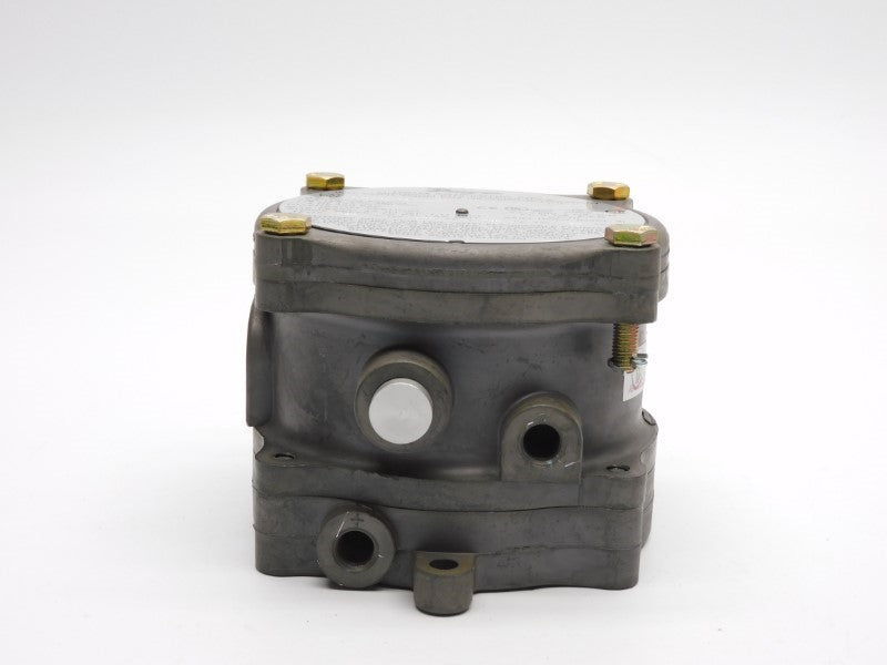 DWYER 1950-1-2F 480VAC 15A 10PSI NSNP