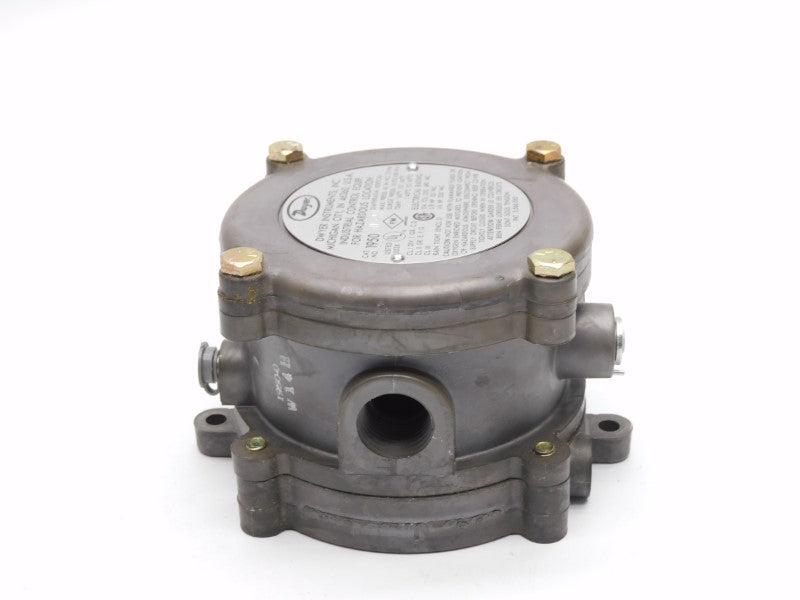 DWYER 1950-0-2F 480VAC 15A 10PSI NSNP