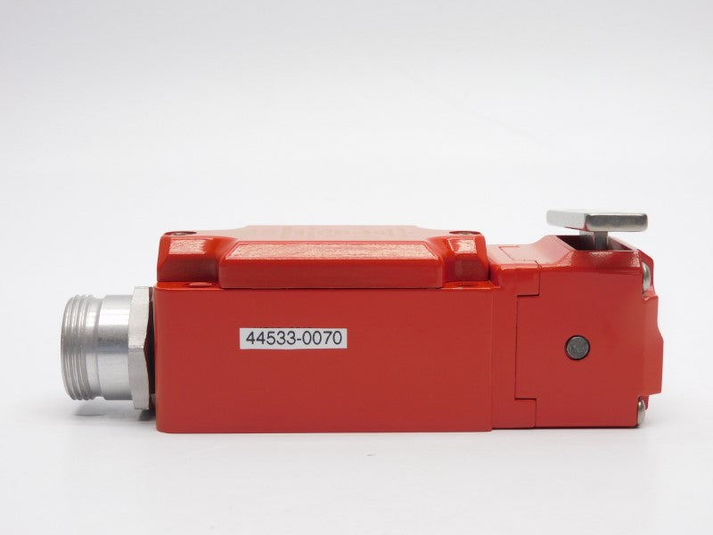 STI 44533-0070 250V 10A NSNP