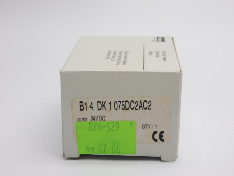 PARKER B14DK1075DC2AC2 24VDC 75PSI 1/16" NSMP