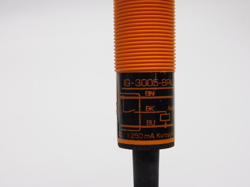 IFM EFECTOR 8035AL05FL3DAXX/SCP IG-3005-BPKG 10-55VDC NSMP