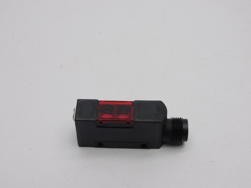 OMRON E3S-R87 10-30VDC NSMP