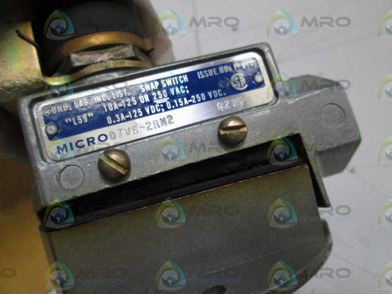 MICRO SWITCH DTV6-2RN2 LIMIT SWTICH (GREY BODY) NSMP