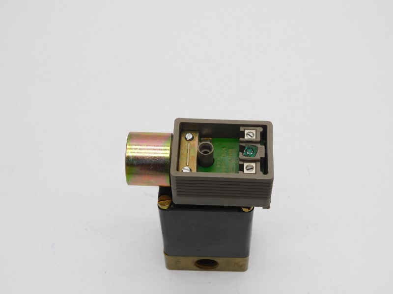 BURKERT 330-C-1/8-F-BR-1/4 120V 140PSI 1/4" (AS PICTURED) NSNP