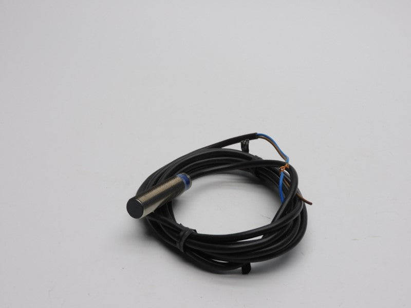 TELEMECANIQUE XS1M12MA230 24-240V NSNP