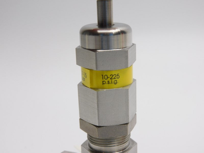 SWAGELOK SS-RL4M8F8-MO 10-225PSI NSNP