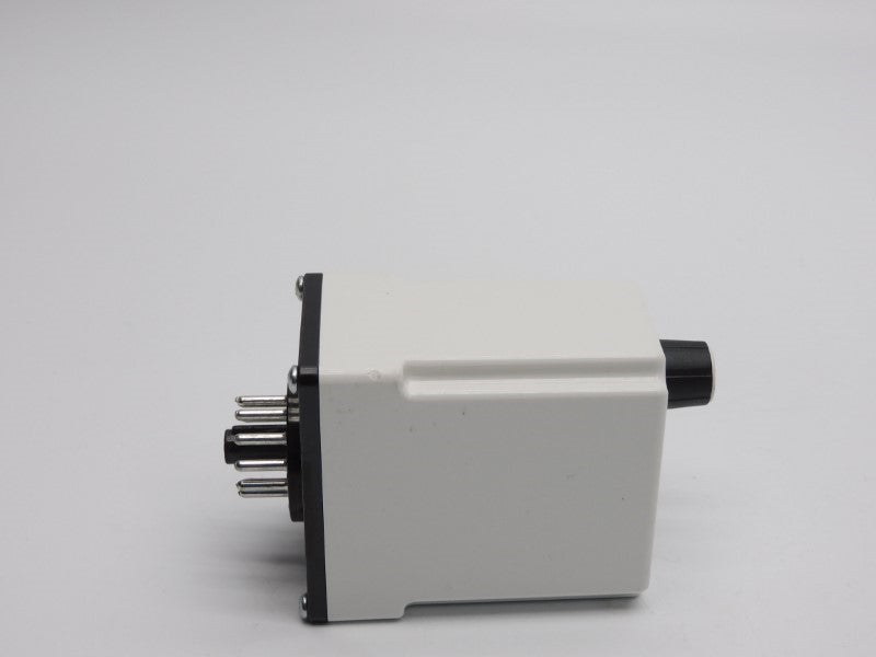 ALLEN BRADLEY 700-HT22BU120 SER. A 120VAC/DC 10A 1.0-100S UNMP
