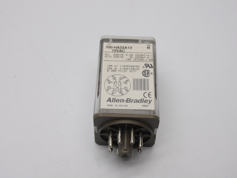 ALLEN BRADLEY 700-HA32A12 SER. B 12VAC 10A (GY/BL) NSMP