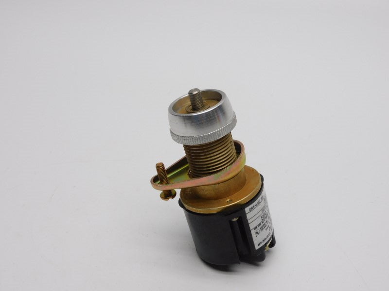 ALLEN BRADLEY 800H-UP12 SER. C 300VAC (AS PICTURED) NSNP