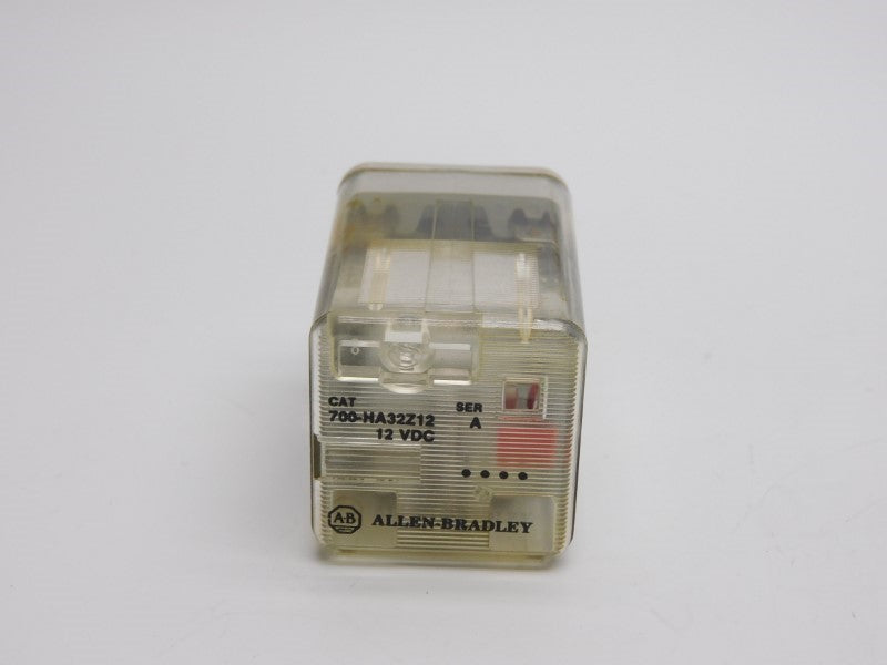 ALLEN BRADLEY 700-HA32Z12 SER. A 12VDC 10A UNMP