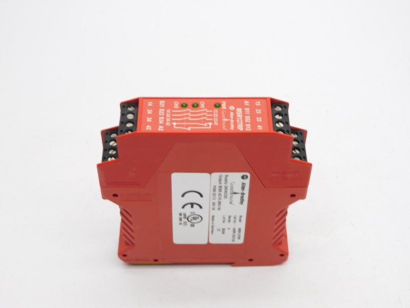 ALLEN BRADLEY 440R-N23135 MSR127RP SER. A 24VAC/DC 5A (WH) NSMP
