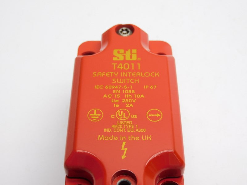 STI 44533-0130 250V 10A (NO KEY) NSNP