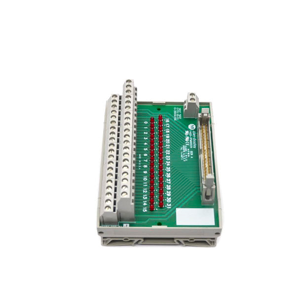 ALLEN BRADLEY 1492-IFM40D24 SER. A 10-30VAC/DC NSNP