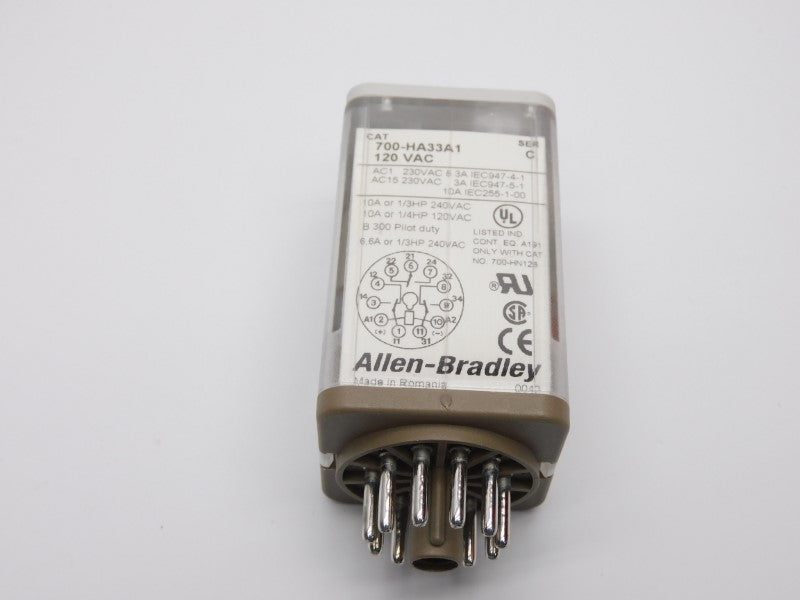 ALLEN BRADLEY 700-HA33A1 SER. C 120VAC 10A (WH/BL) NSMP