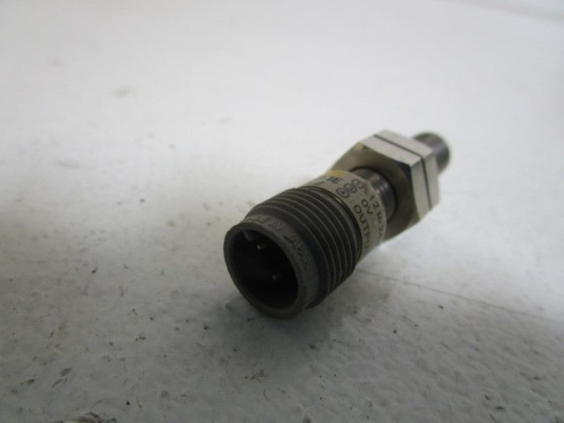 OMRON TL-X1R5B1-P1E UNMP