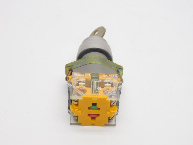 EAO 704.900.5 600VAC 10A (AS IS) NSNP