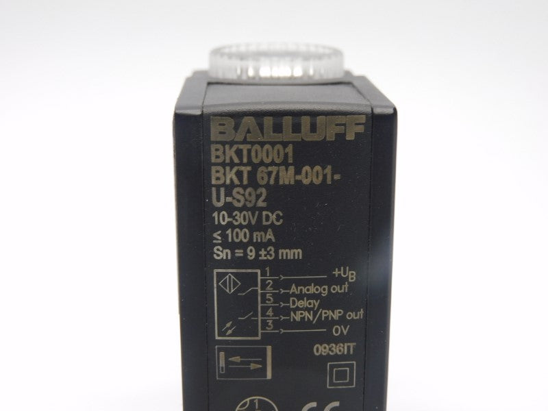 BALLUFF BKT67M-001-U-S92 BKT0001 10-30VDC NSMP